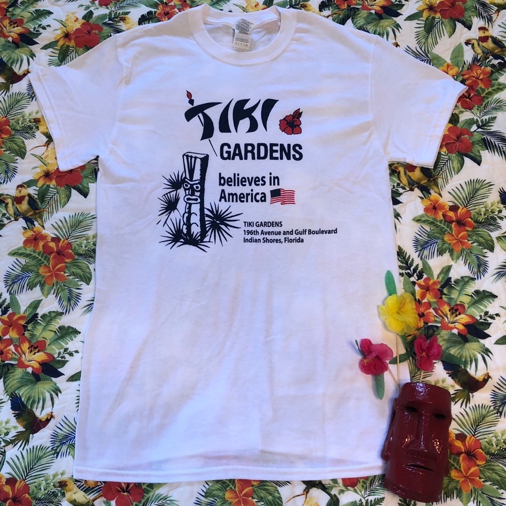 Tiki Gardens believes in America T-Shirt